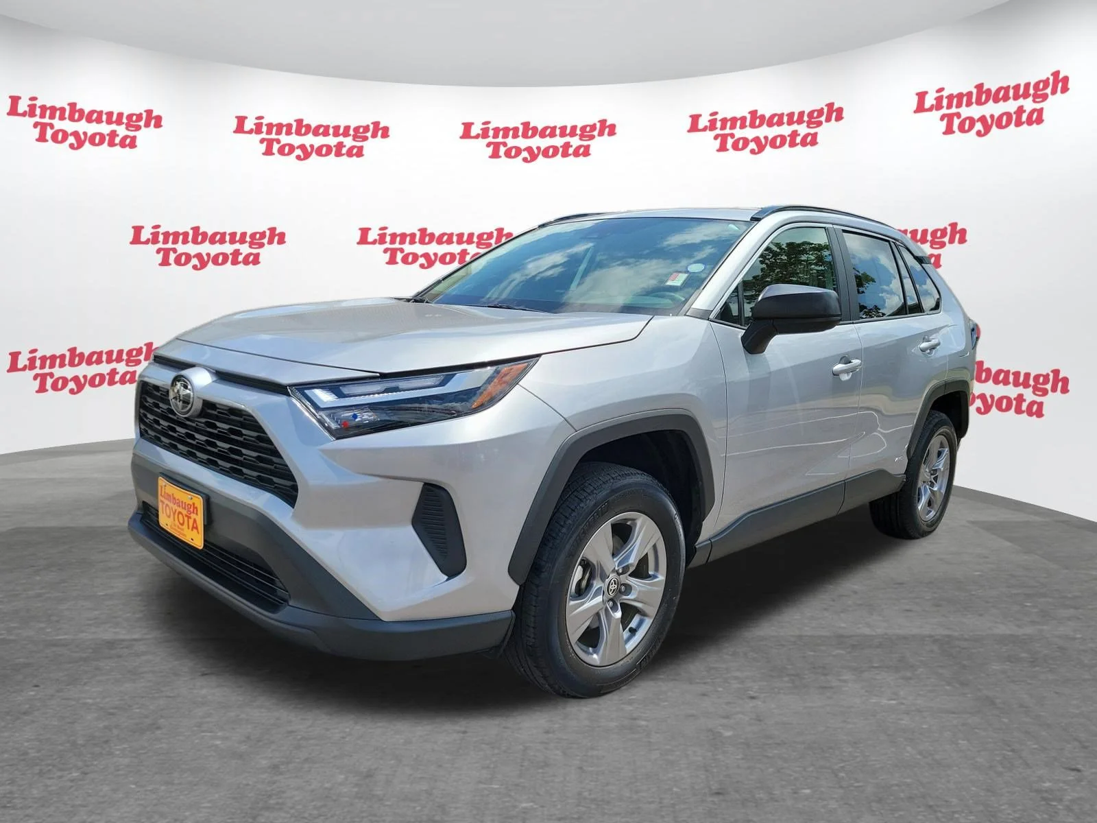 Used 2025 Silver Toyota Hybrid LE image 18