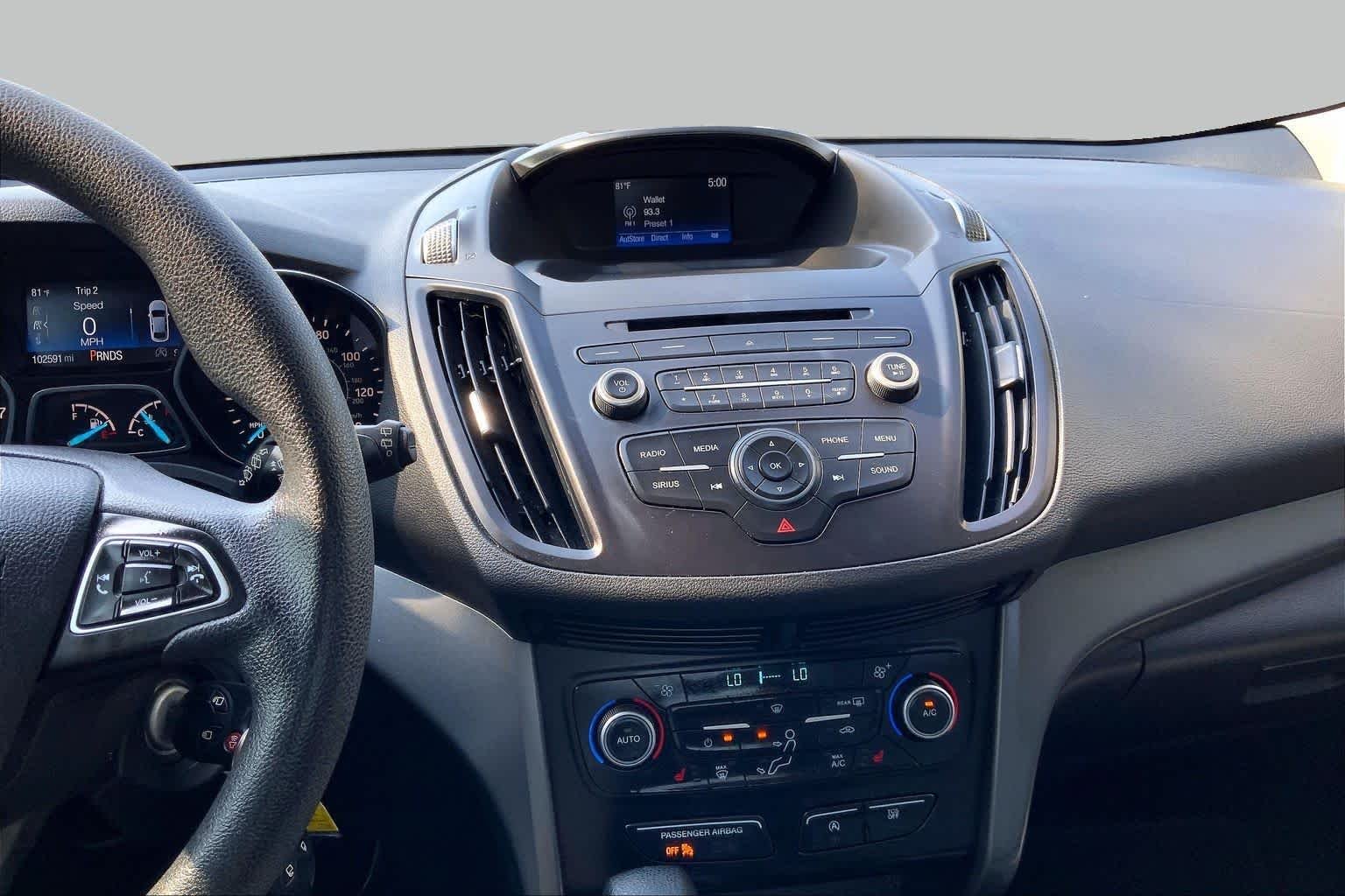 Used 2018 Shadow Black Ford SE image 7