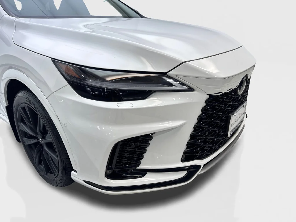 Used 2023 White Lexus 500h F SPORT Performance image 19