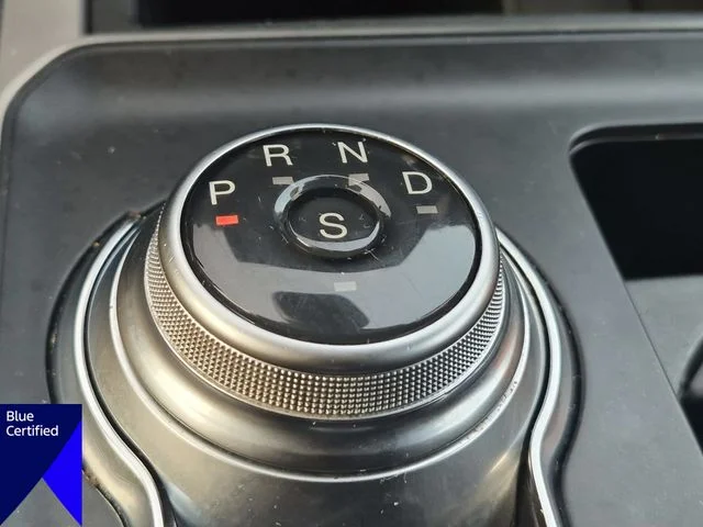 Used 2022 Gray Ford SE image 26