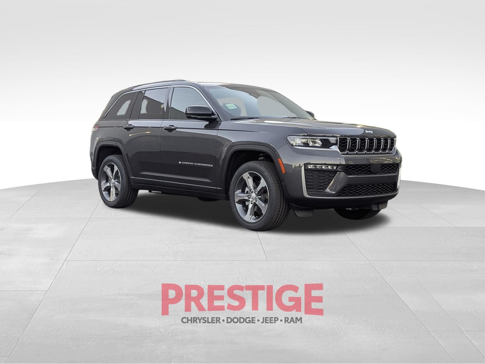 New 2026 Baltic Gray Metallic Clear-Coat Exterior Paint Jeep Limited image 3