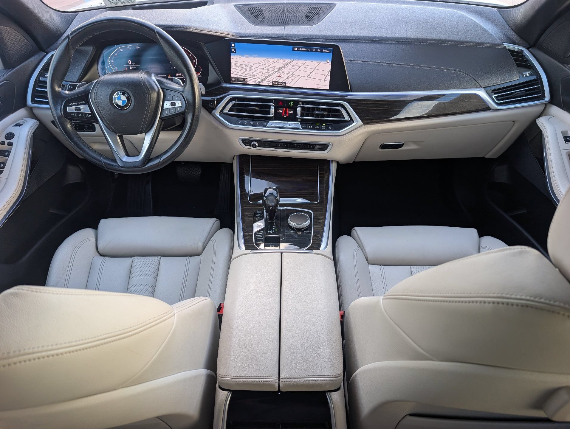 Used 2020 White BMW sDrive40i image 14