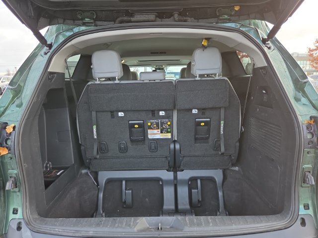 Used 2025  Toyota XLE image 23