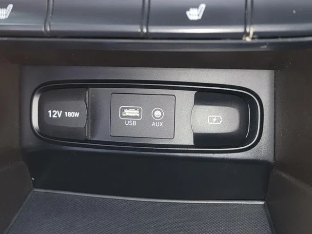 Certified Used 2019 Silver Hyundai Limited image 25