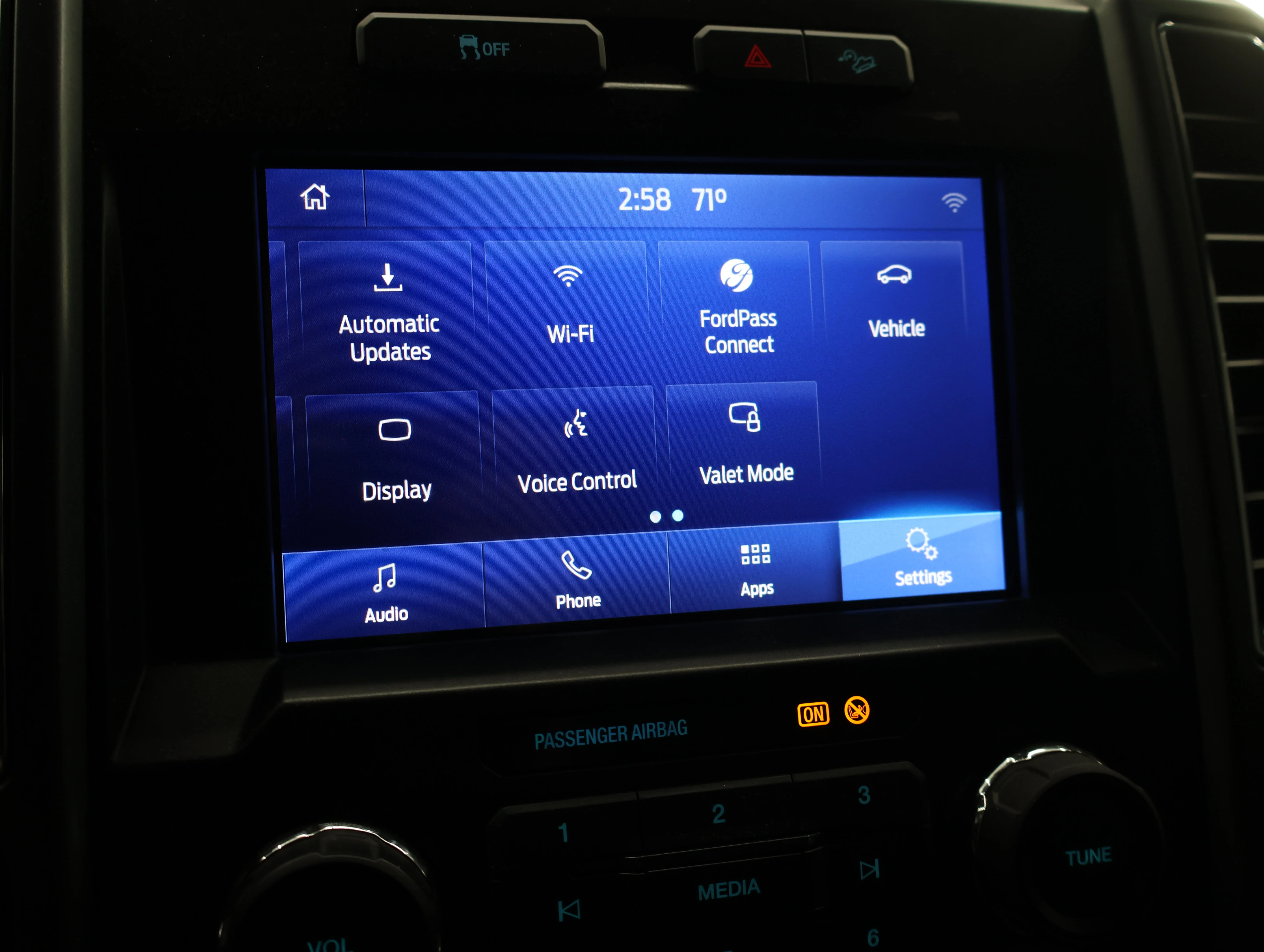 Used 2021 Agate Black Metallic Ford XLT image 57