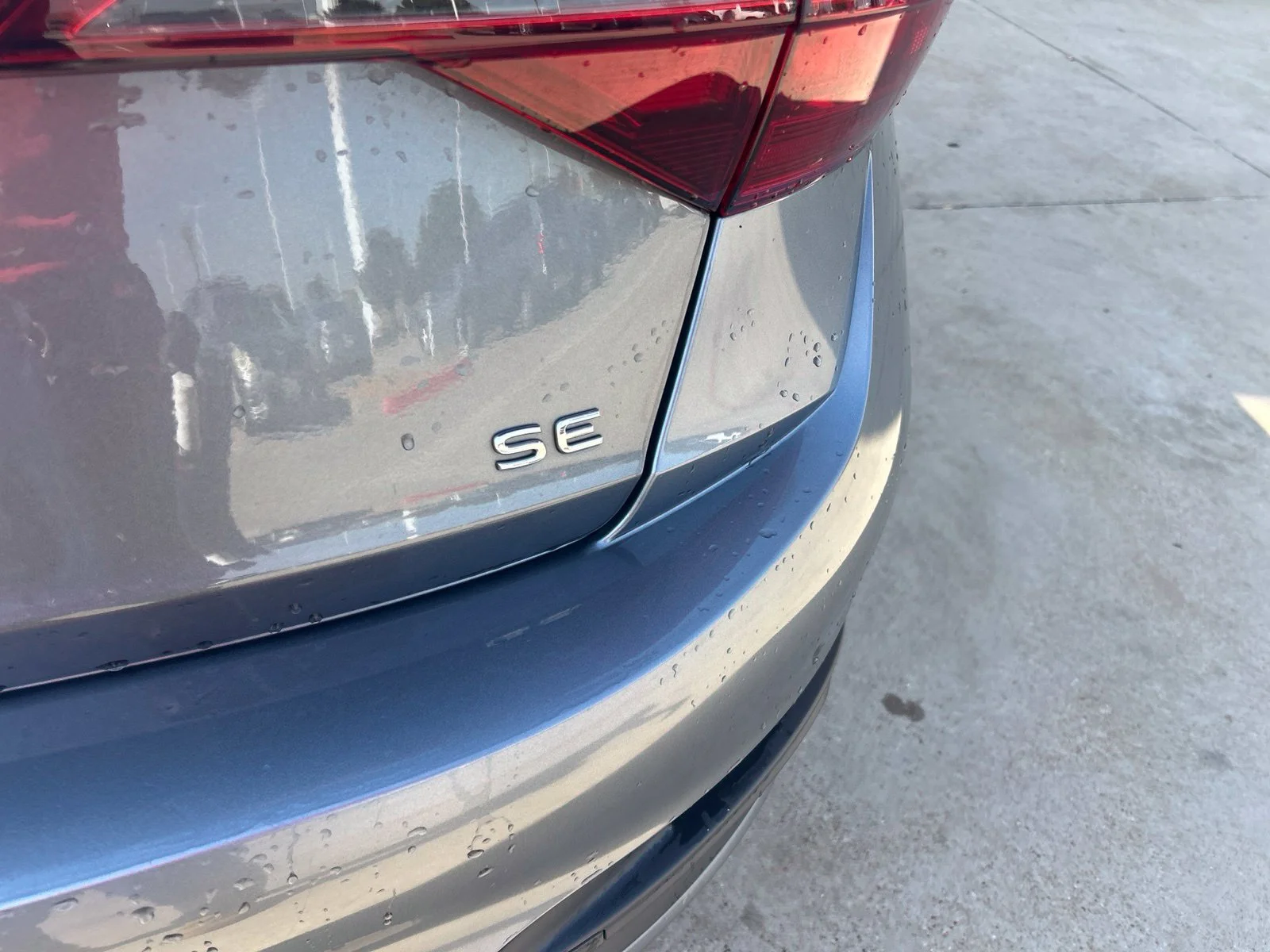 Used 2024 Gray Volkswagen 1.5T SE image 13