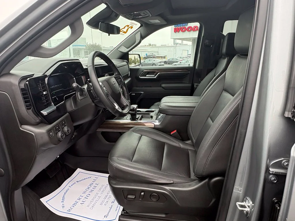 Used 2023 STERLING GRAY METALLIC Chevrolet RST image 12