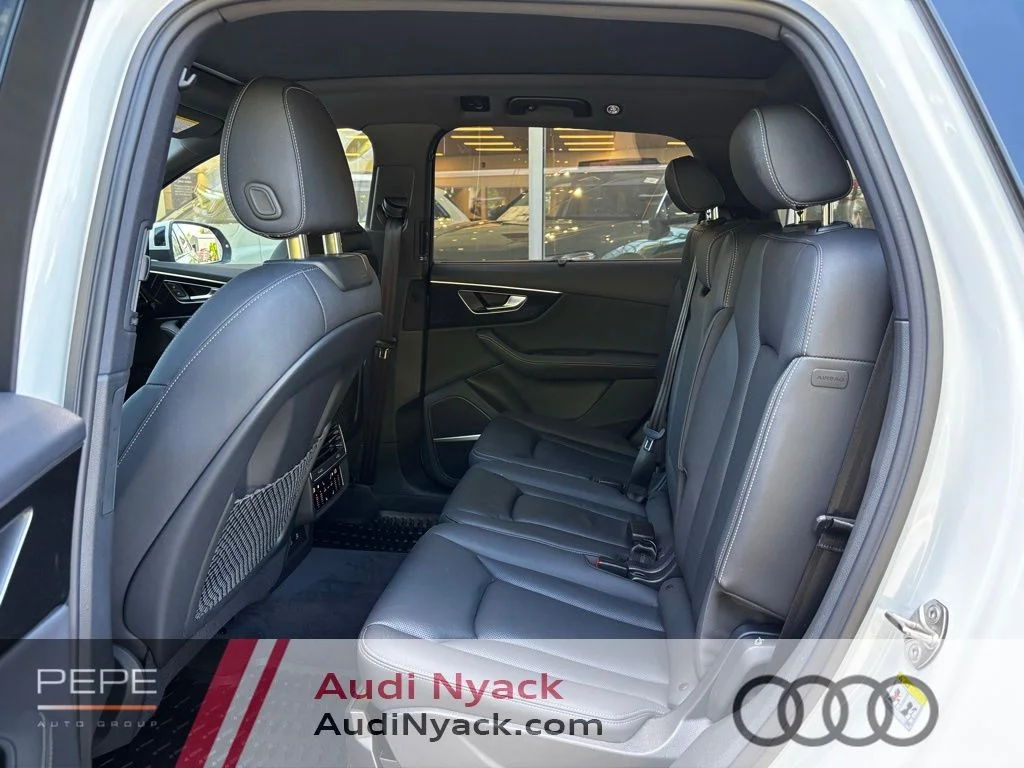 Used 2025 White Audi 55 Premium Plus image 17
