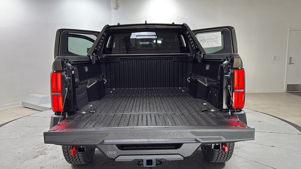 2026 Toyota Tacoma Trailhunter - Photo 16