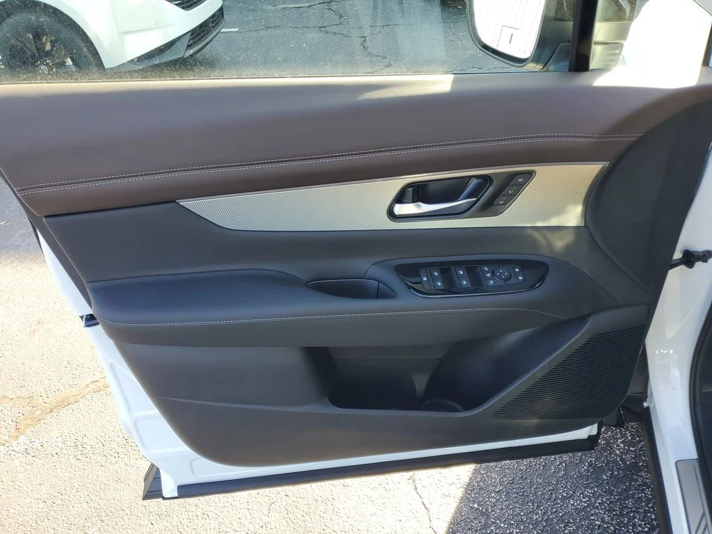 2026 Nissan Murano Platinum - Photo 8
