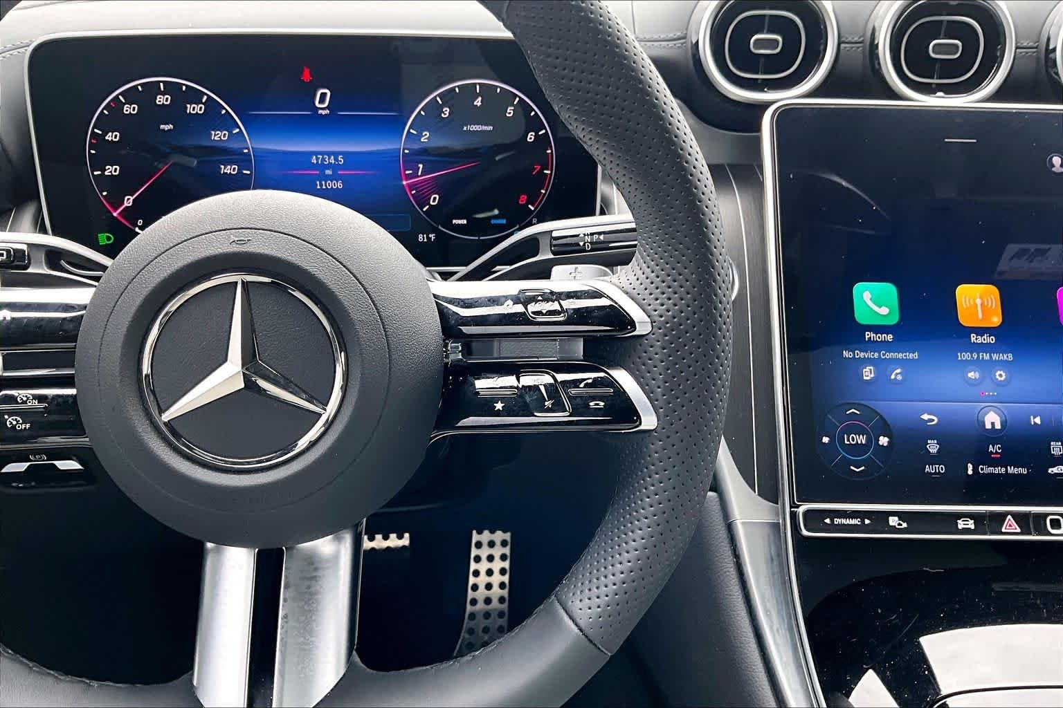 Used 2026 Polar White Mercedes-Benz GLC 300 image 25