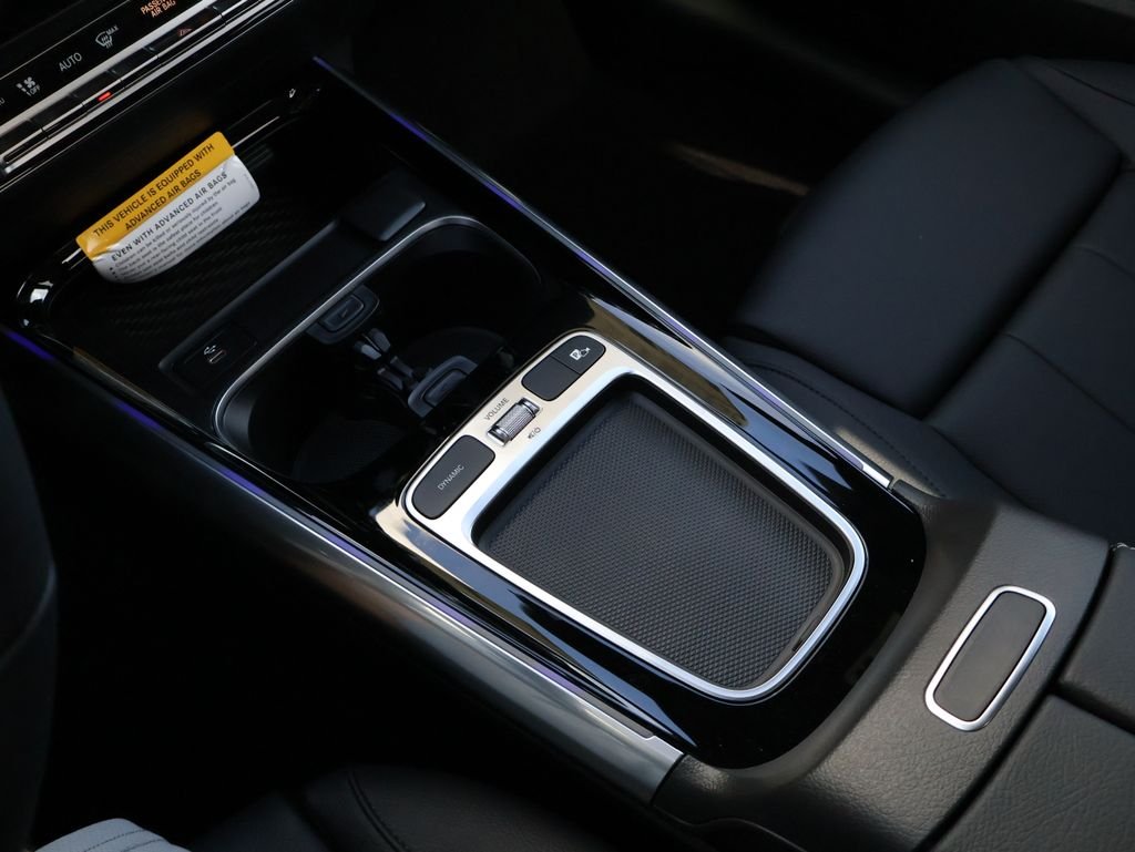 New 2026 Cirrus Silver Metallic Mercedes-Benz GLA 250 image 25