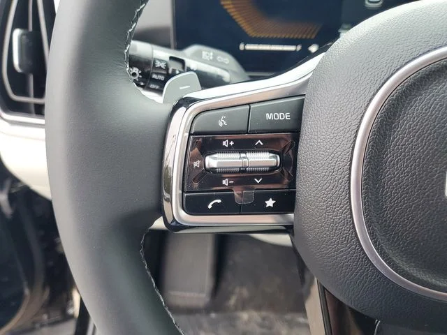 2025 Kia Sorento EX Hybrid - Photo 11