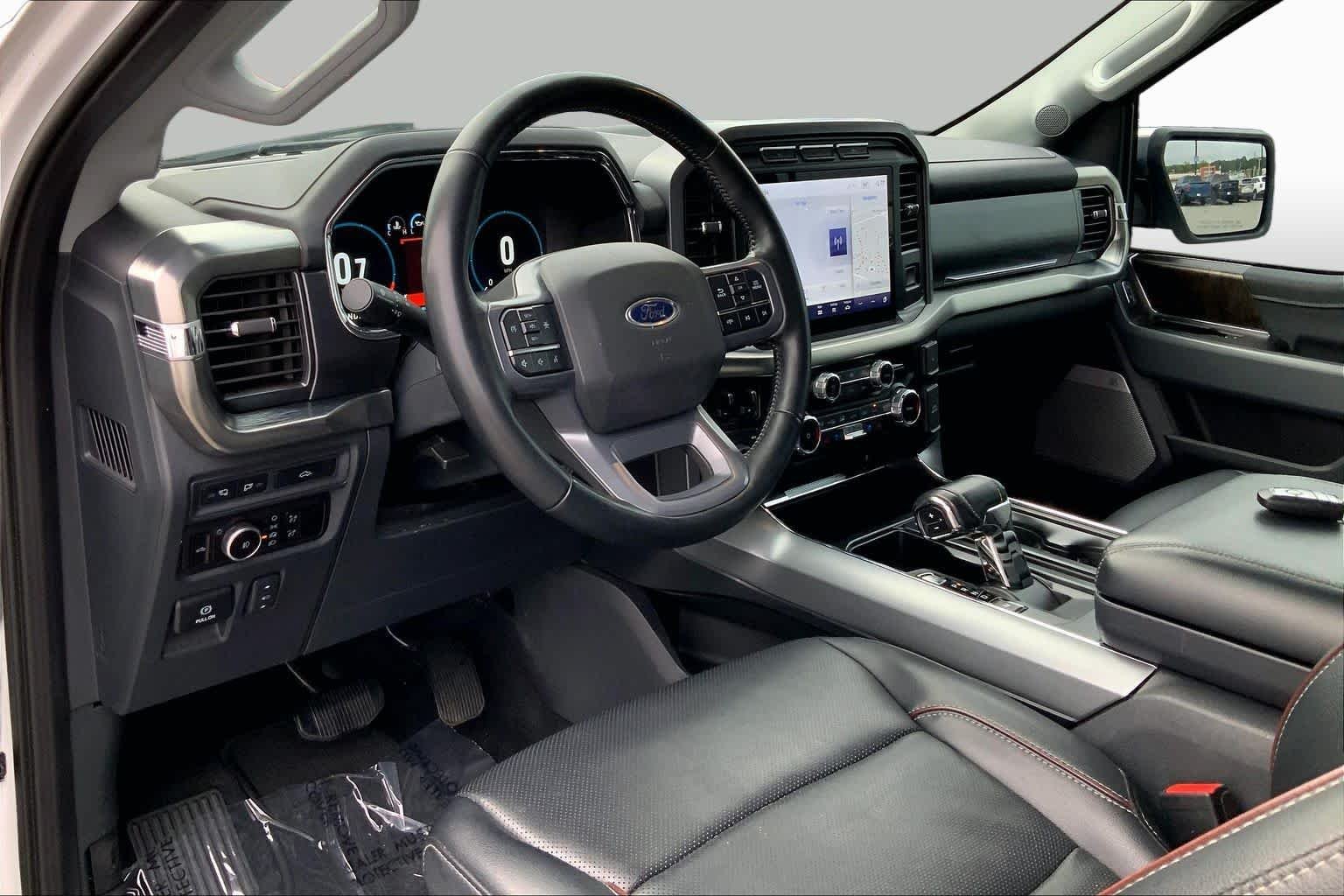 Used 2023 Oxford White Ford LARIAT image 17