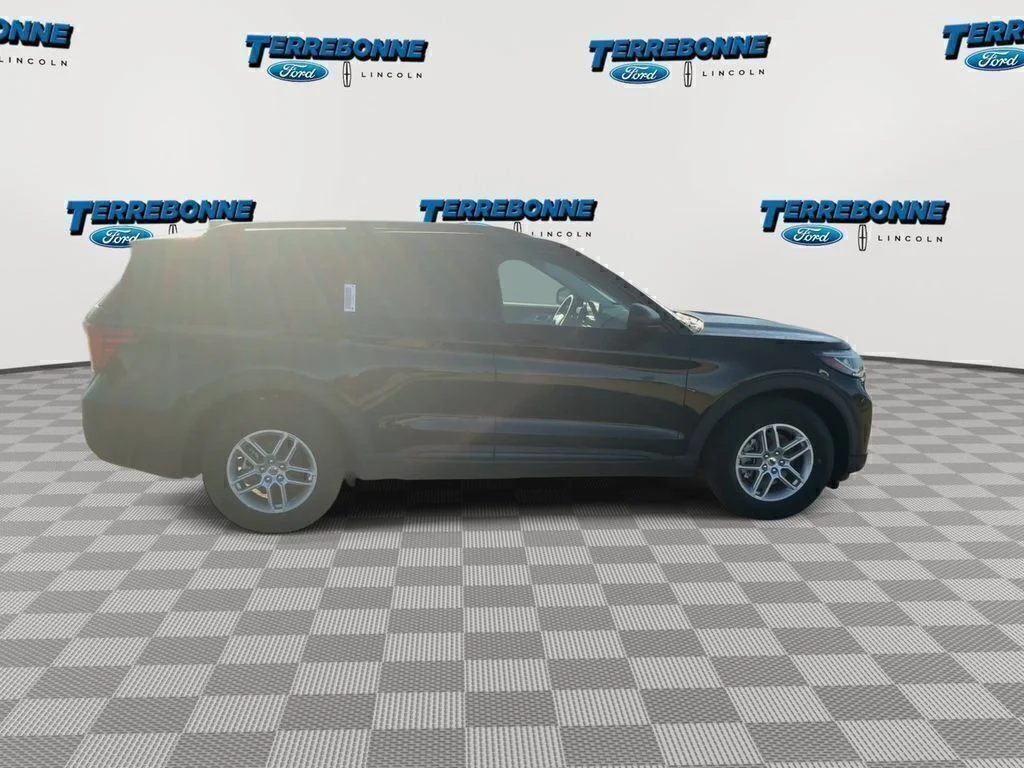 New 2026 Agate Black Metallic Ford Active image 9