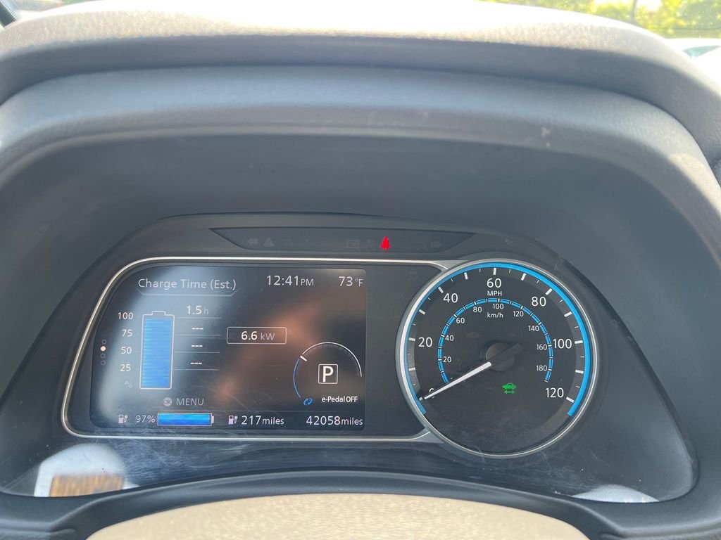 Used 2020 Blue Nissan SV Plus image 24