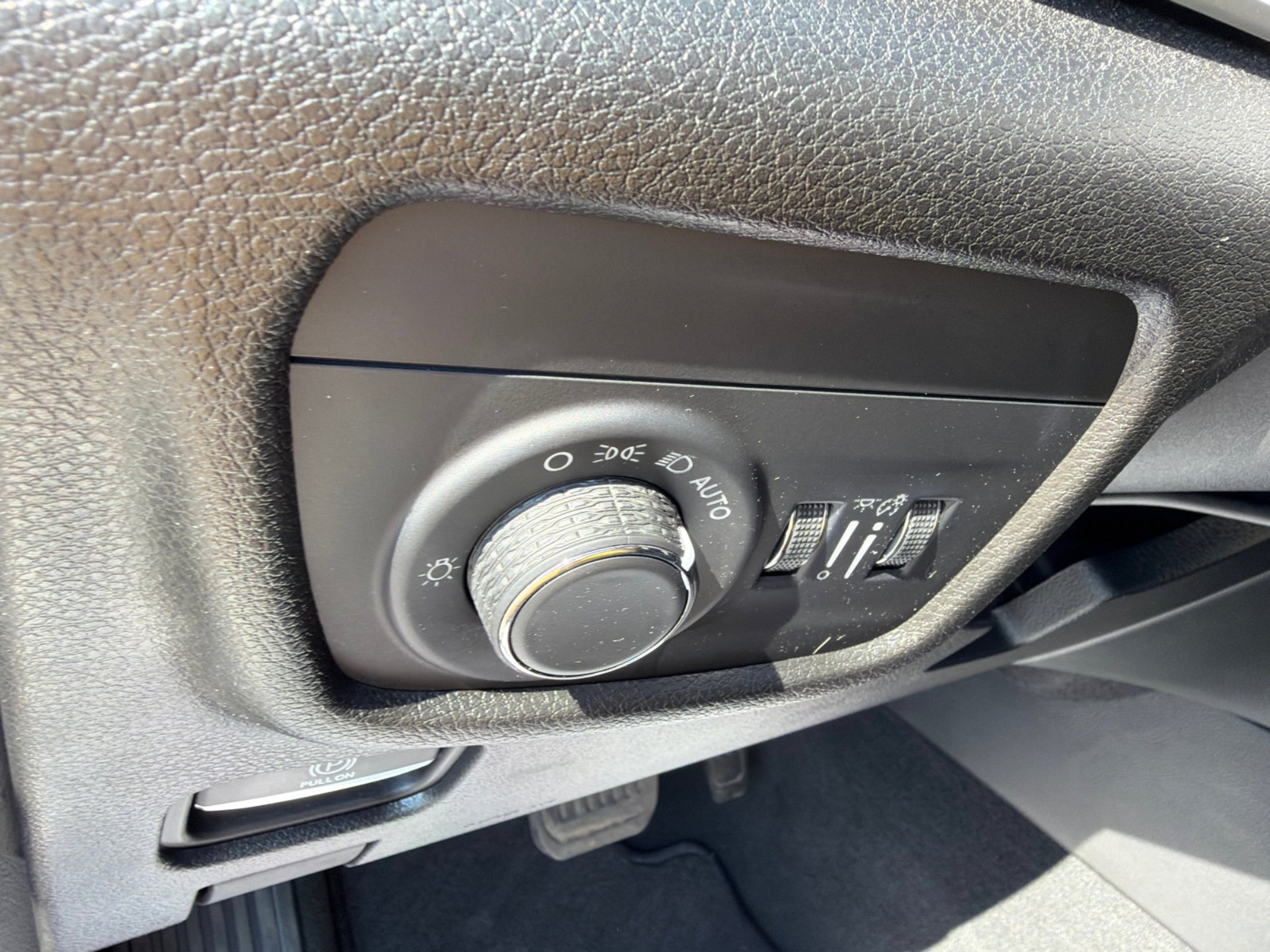 Used 2023 Diamond Black Jeep Altitude image 16