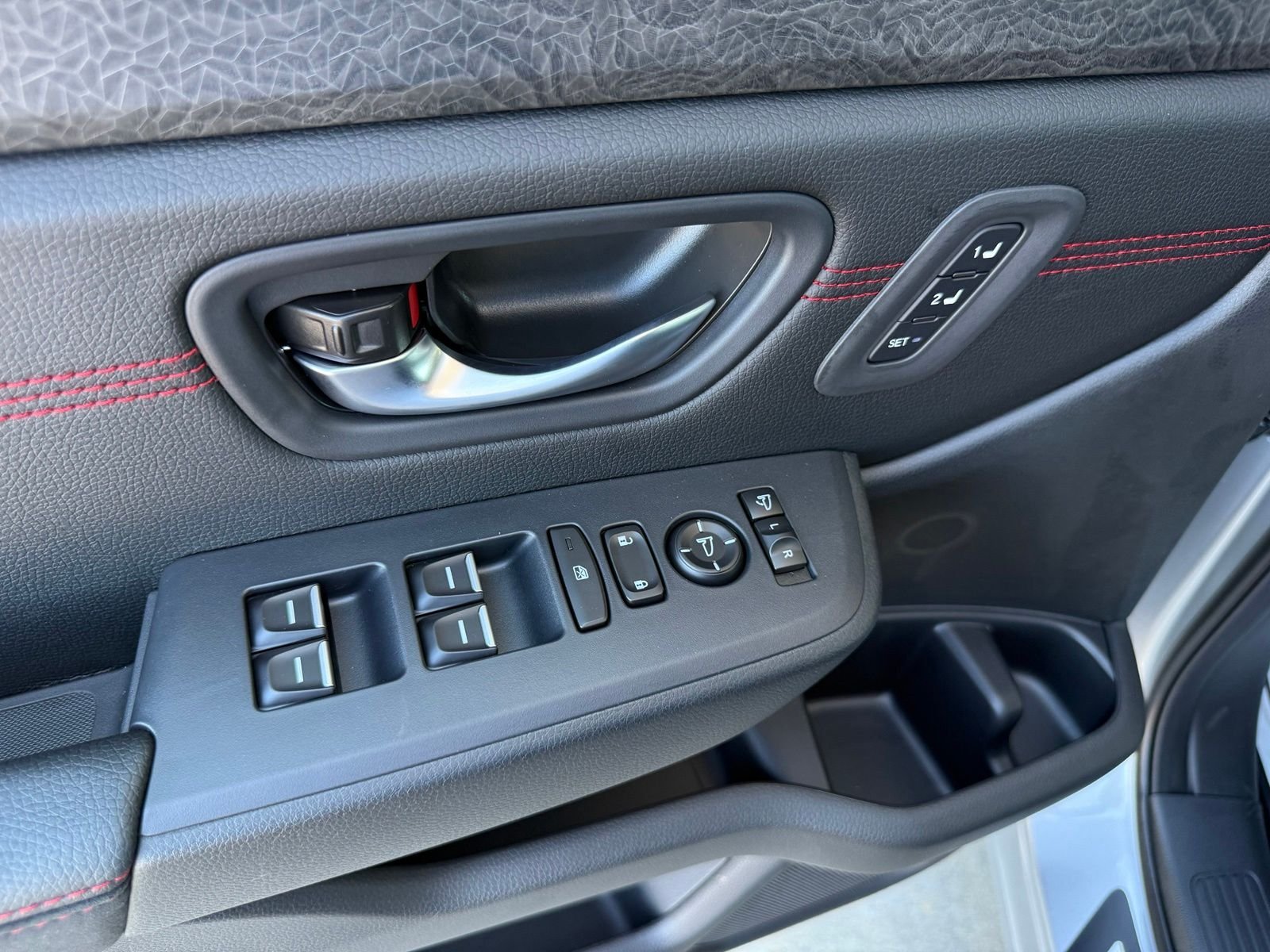 2026 Honda Pilot Black Edition - Photo 12