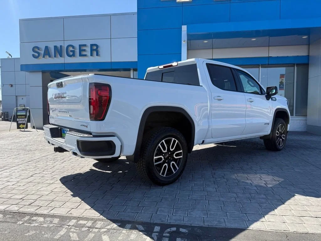 New 2026 Summit White GMC AT4 image 9