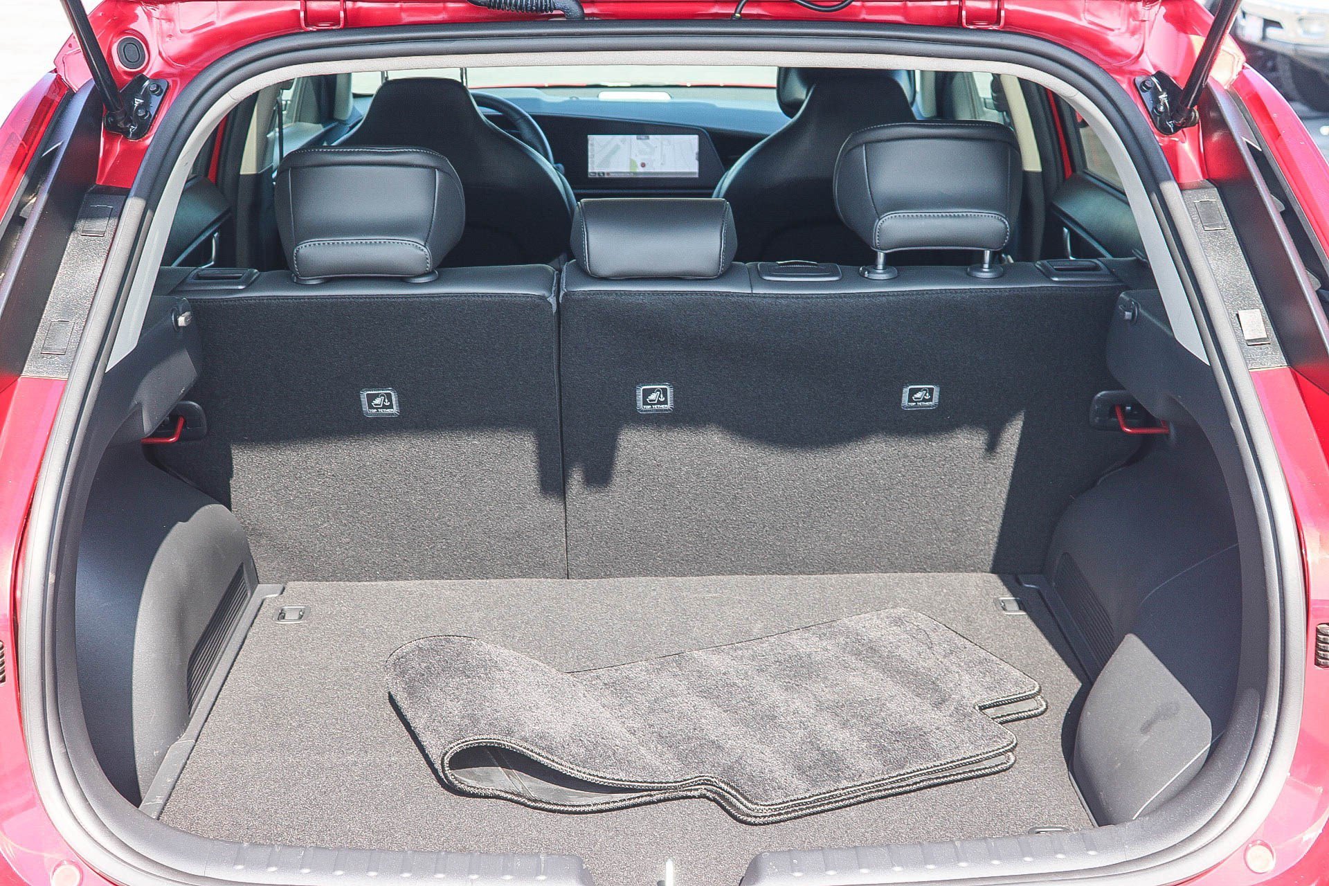 2025 Kia Niro EX - Photo 25