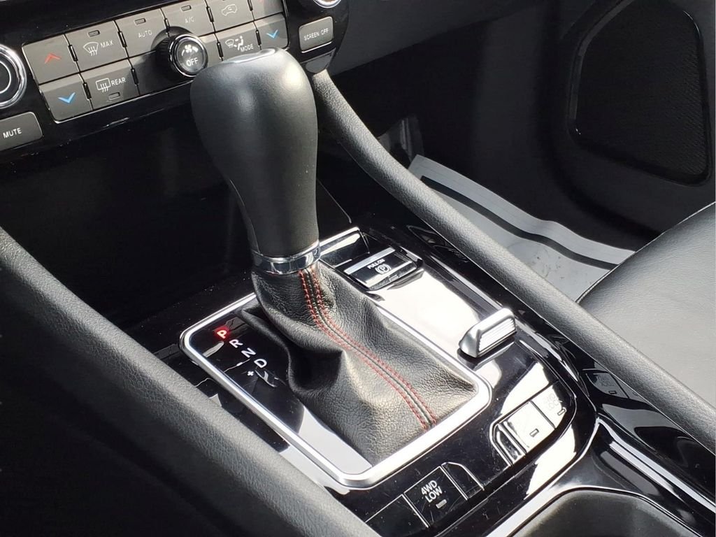 Used 2025 White Jeep Trailhawk 4x4 image 14