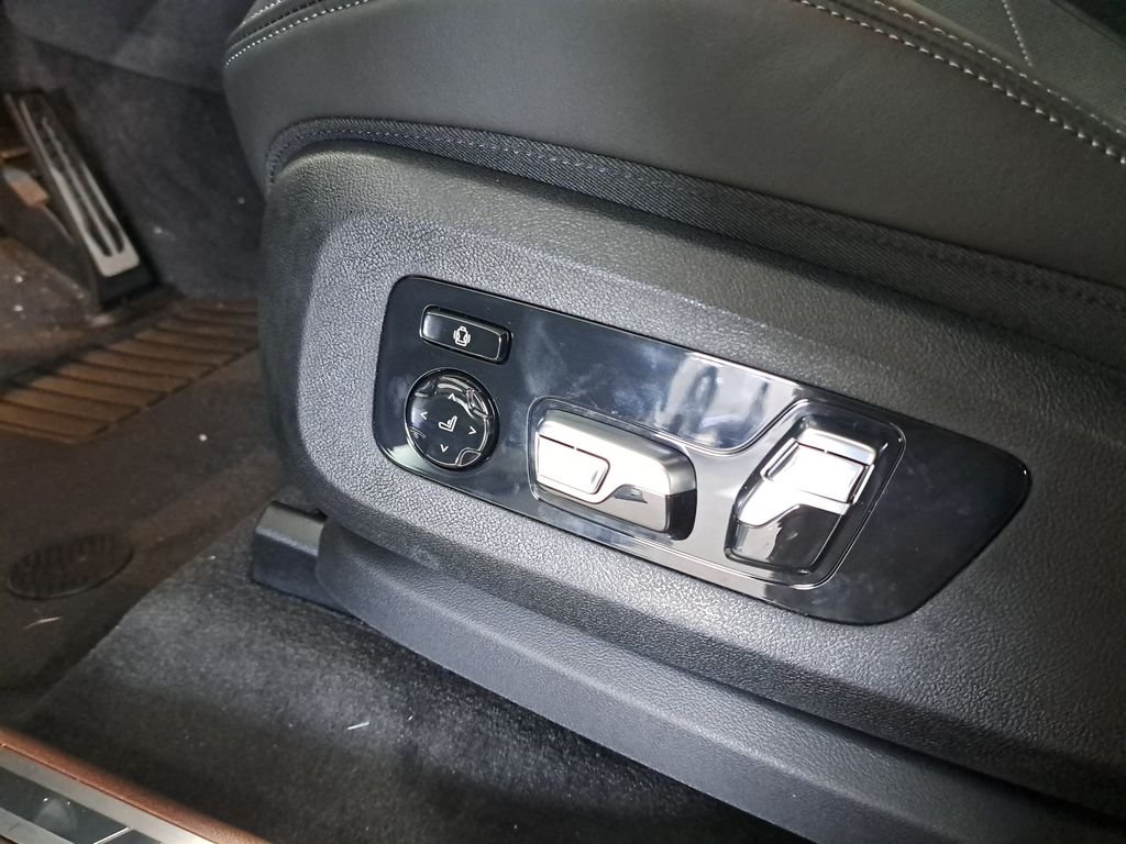 New 2026 Brooklyn Grey Metallic BMW Label image 15