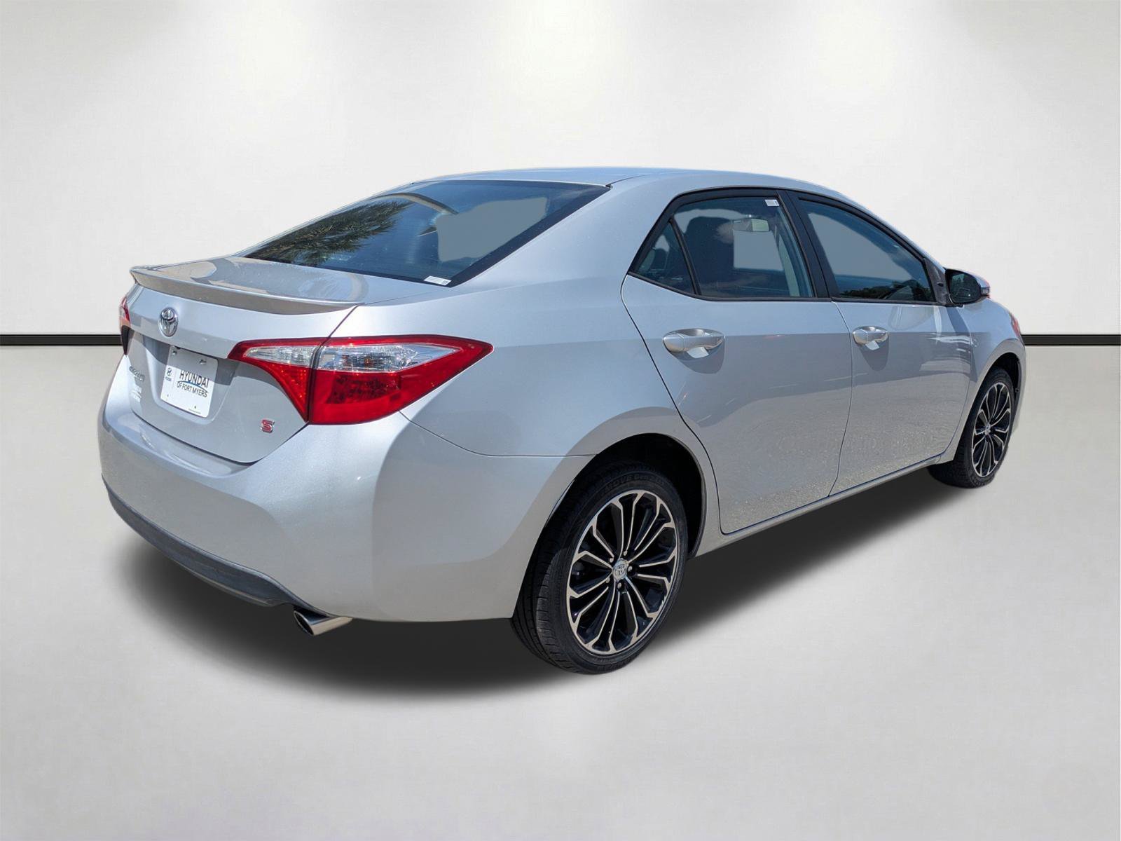Used 2014 Classic Silver Metallic Toyota S Plus image 5