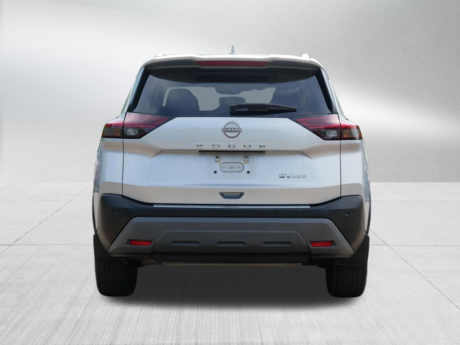 Used 2023 Brilliant Silver Metallic Nissan SV image 6