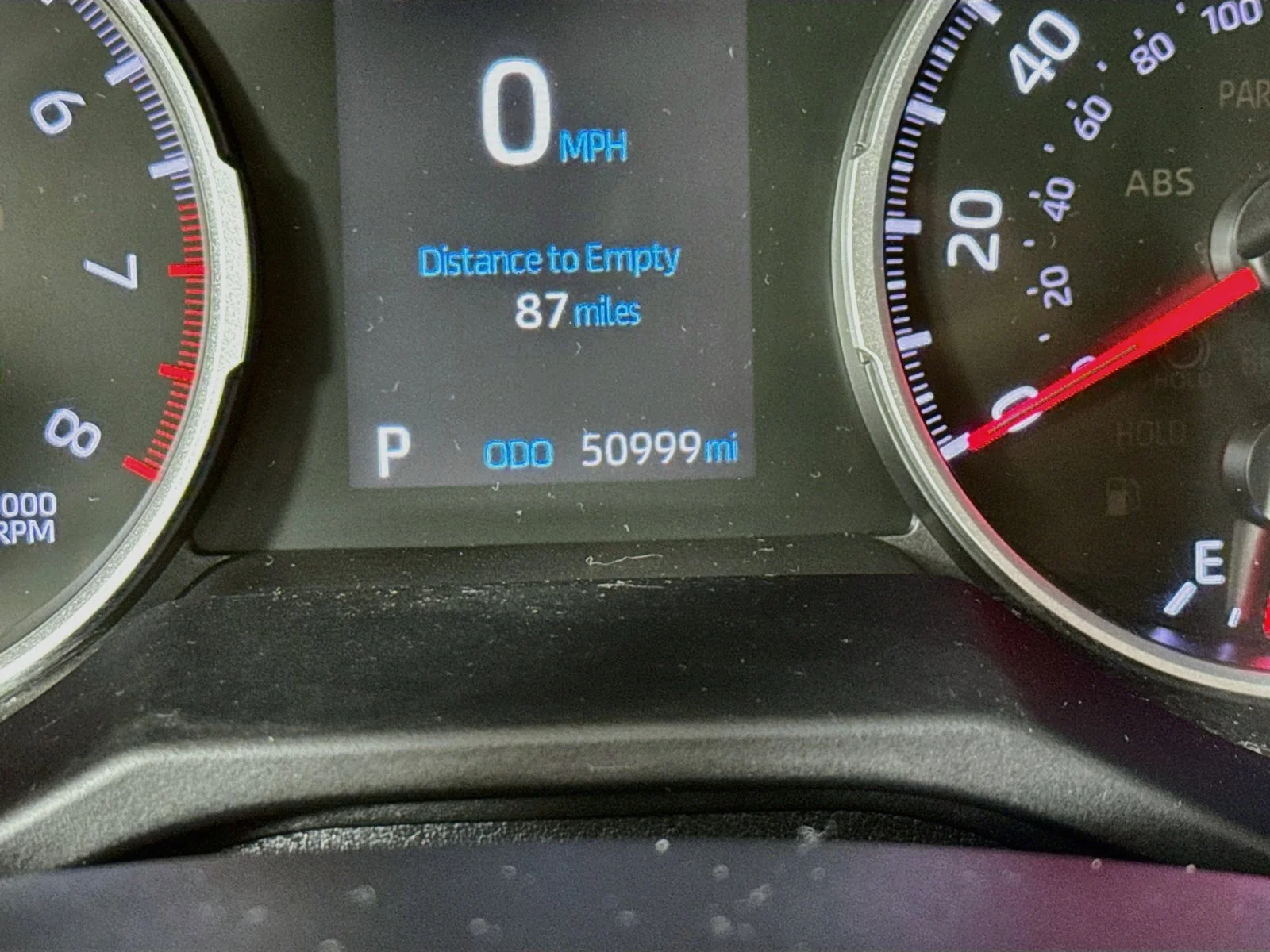 Certified Used 2020 Silver Toyota XLE image 12