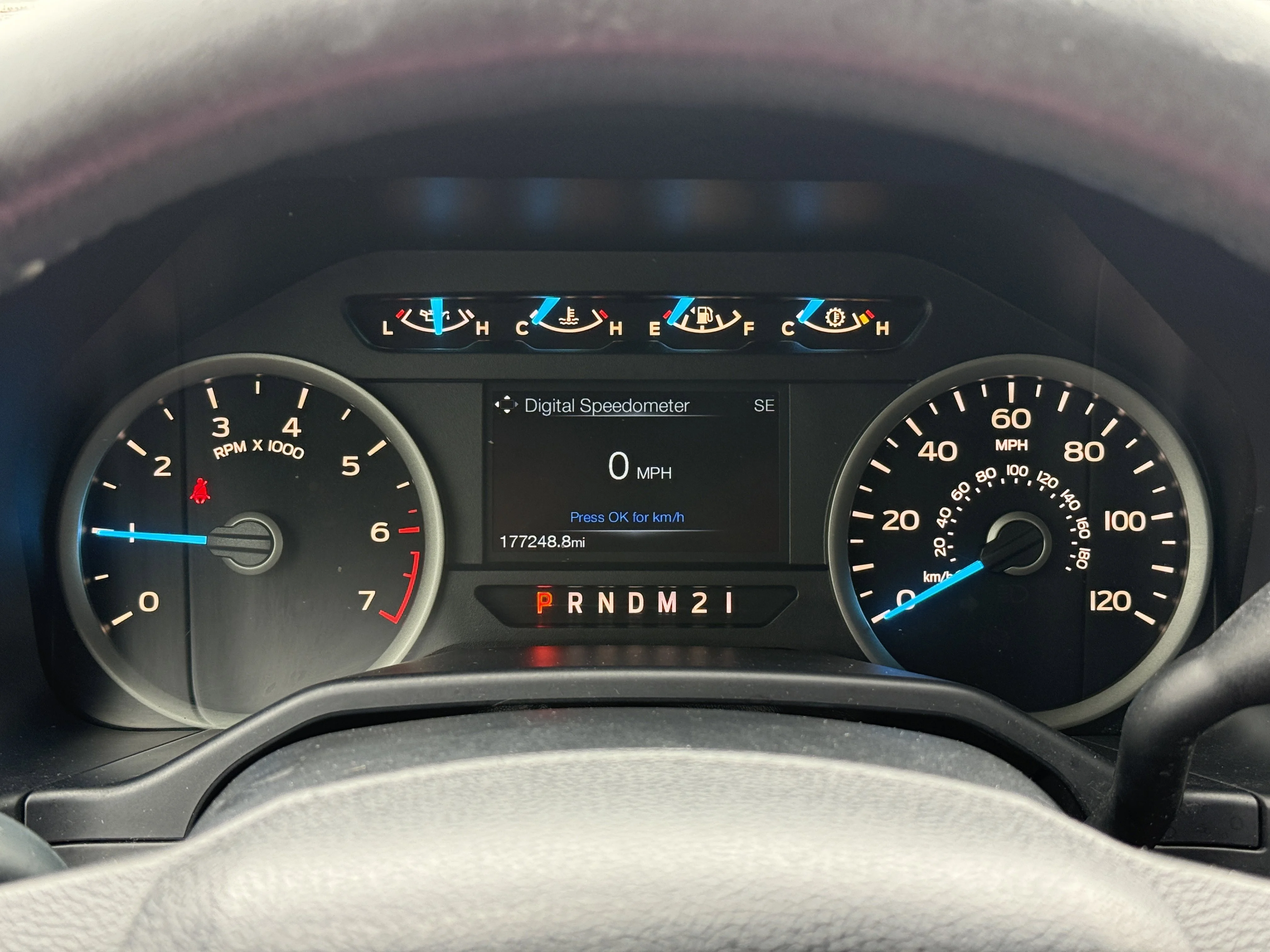 Used 2016  Ford XLT image 23