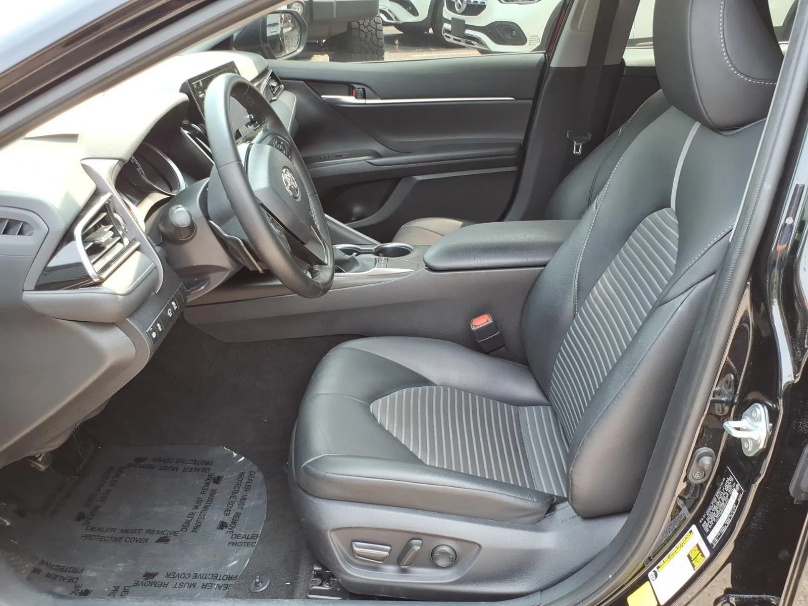 Used 2023 Midnight Black Metallic Toyota SE image 11
