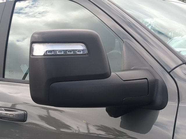 New 2027 Ceramic Gray Clear-Coat Exterior Paint RAM  image 12