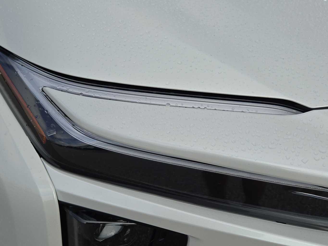 New 2026 Wind Chill Pearl Toyota XLE Plus image 14
