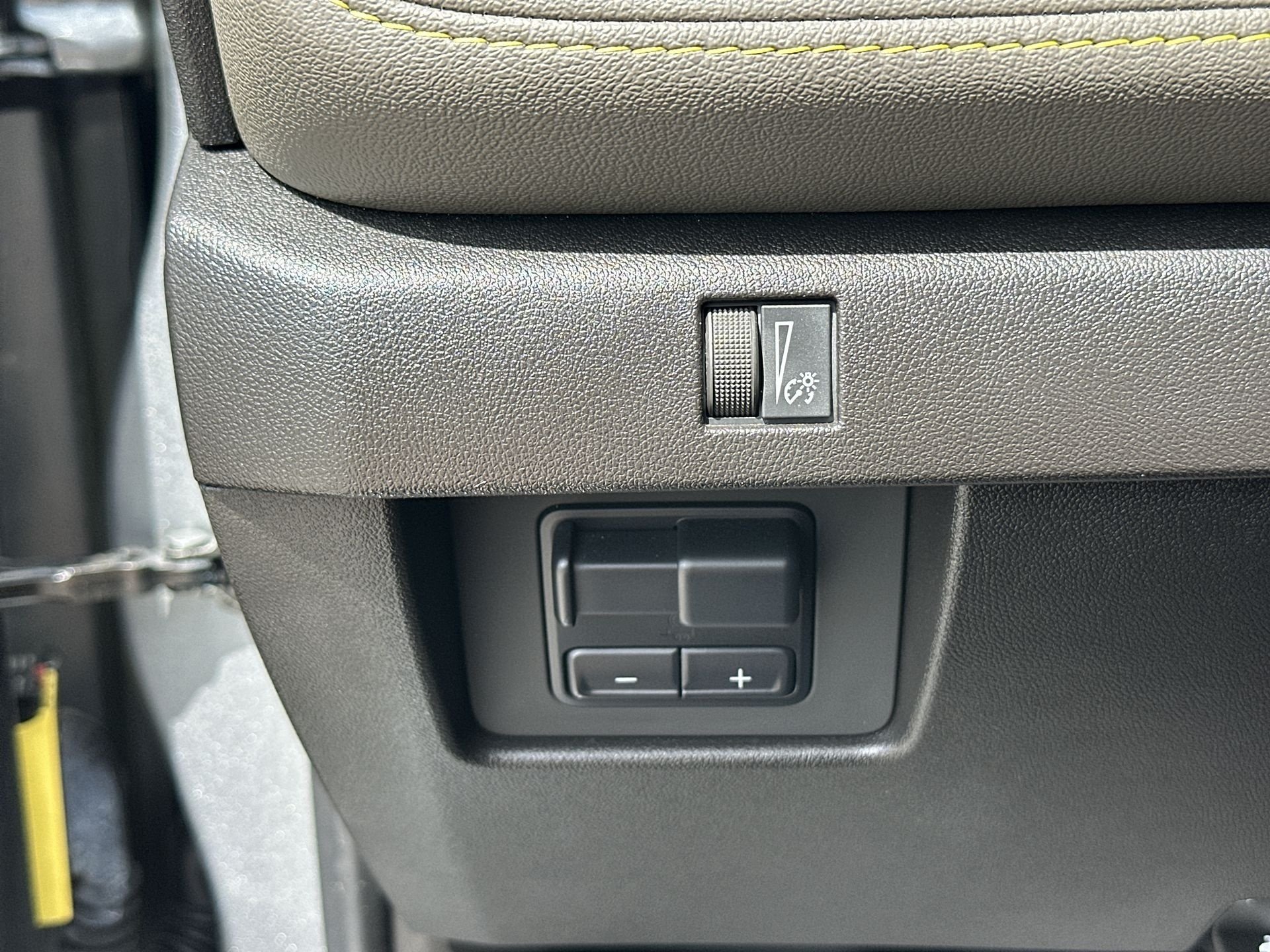 2024 Chevrolet Colorado ZR2 - Photo 18