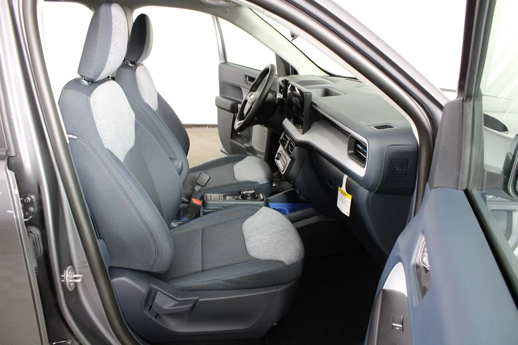 New 2026 Oxford White Ford XLT image 16