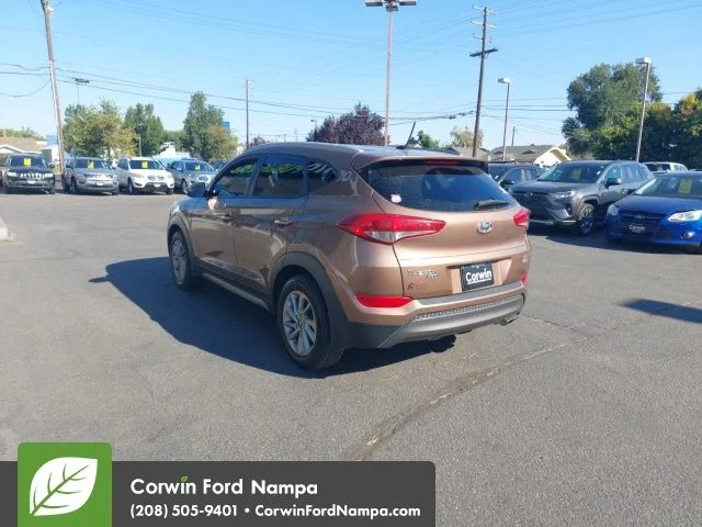 Used 2016 Beige Hyundai Eco image 8