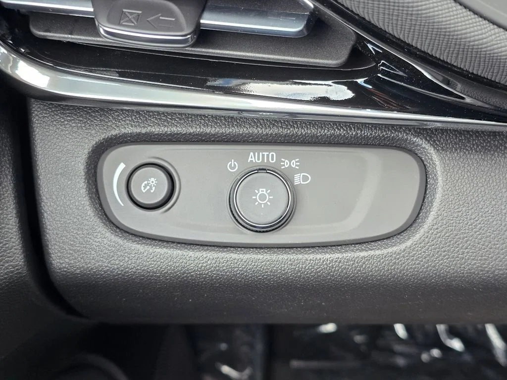 2026 Buick Envista Sport Touring - Photo 16