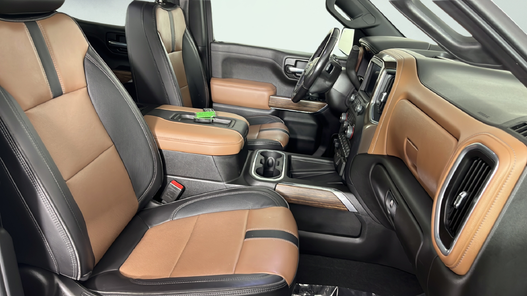 Used 2022 Beige Chevrolet High Country image 20