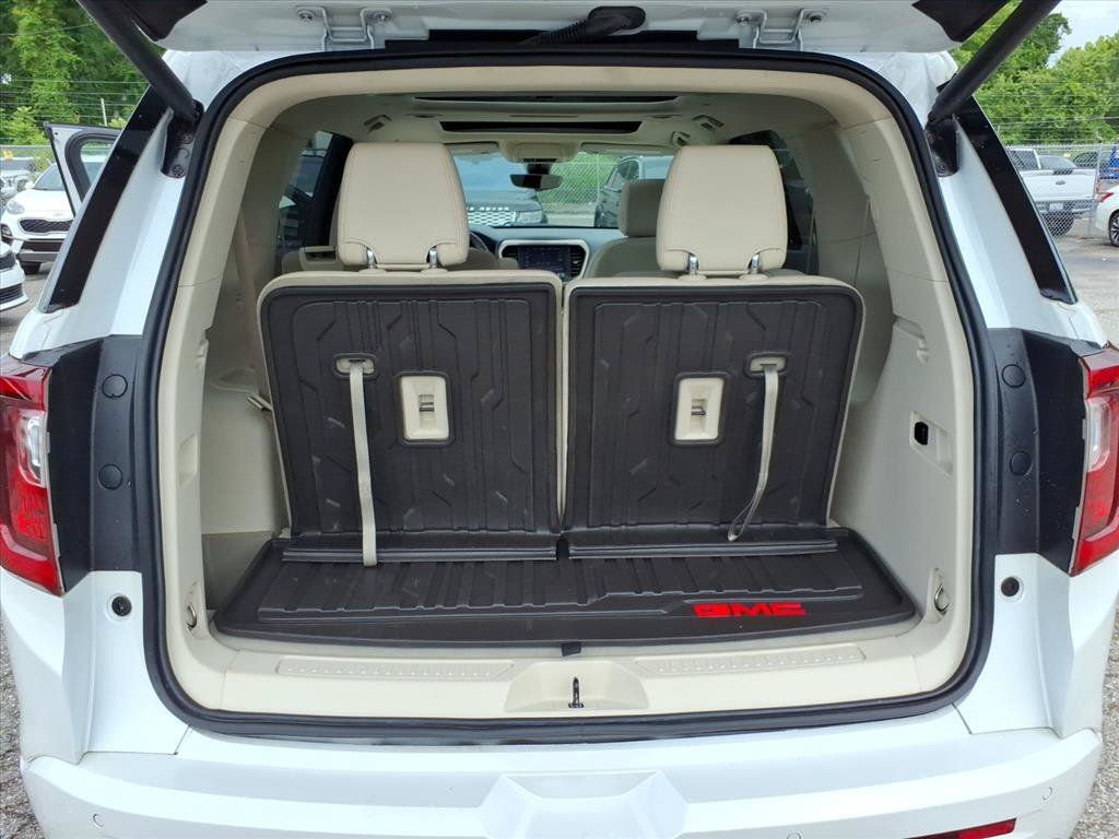 Used 2020 White Frost Tricoat GMC Denali image 13