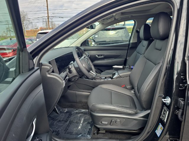 Used 2026 Black Hyundai SEL Premium image 11