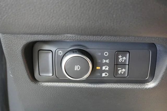 New 2026 Oxford White Ford Lariat® image 16