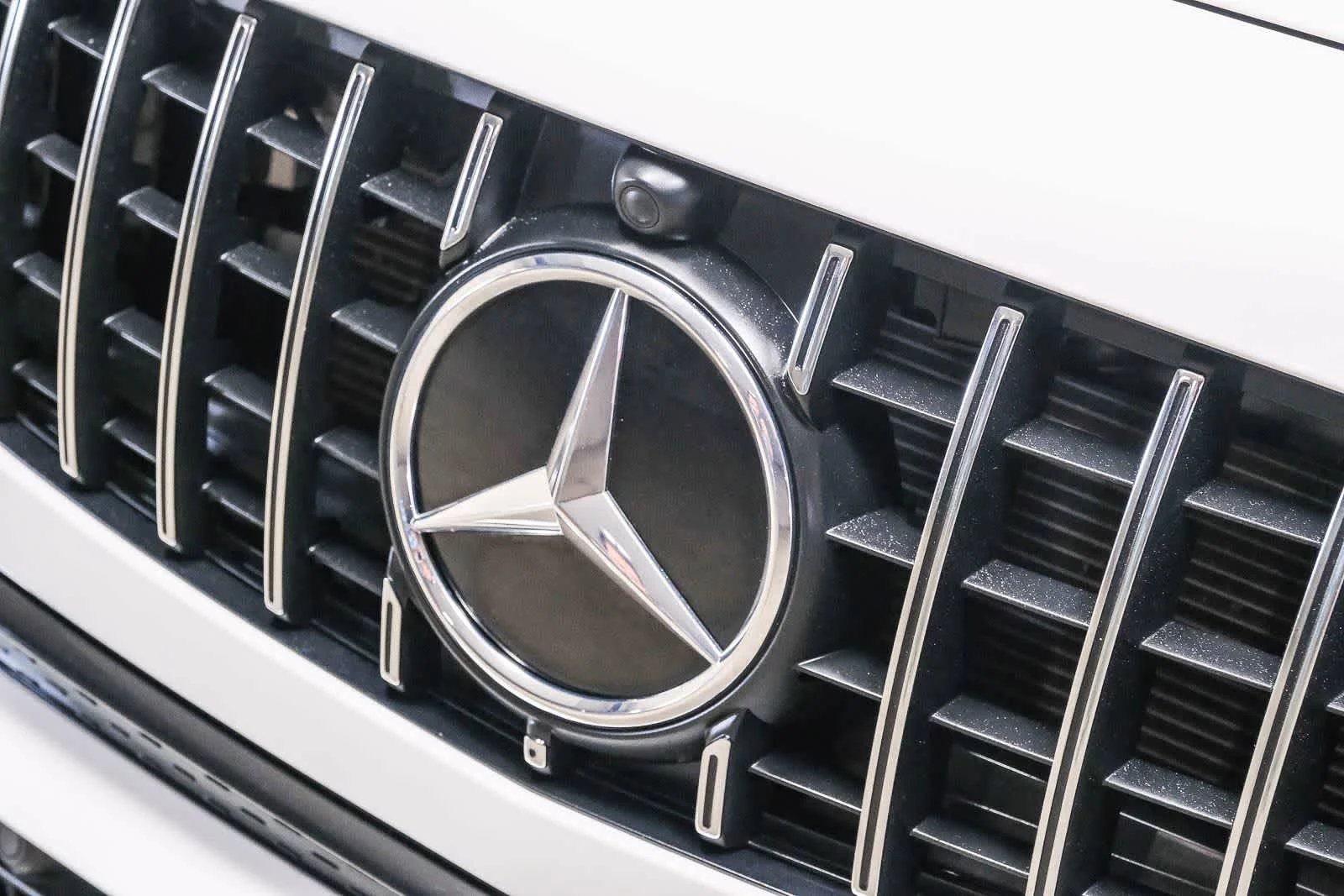 Mercedes-Benz AMG® GLA 35 de 2023 de segunda mano certificado, color blanco polar, imagen 14