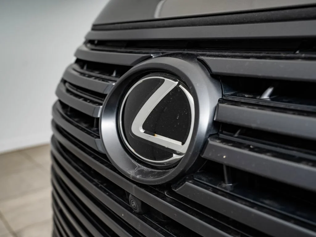 Used 2024 Manganese Luster Lexus 600 Luxury image 3