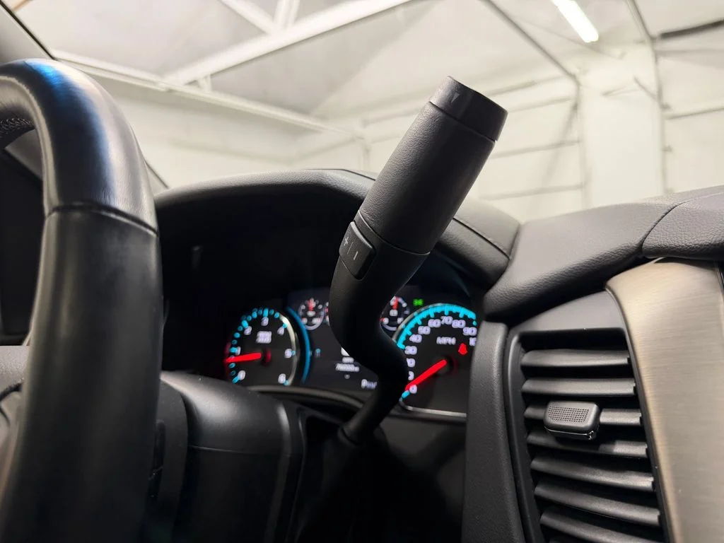 Used 2019 White Frost Tricoat GMC Denali image 33
