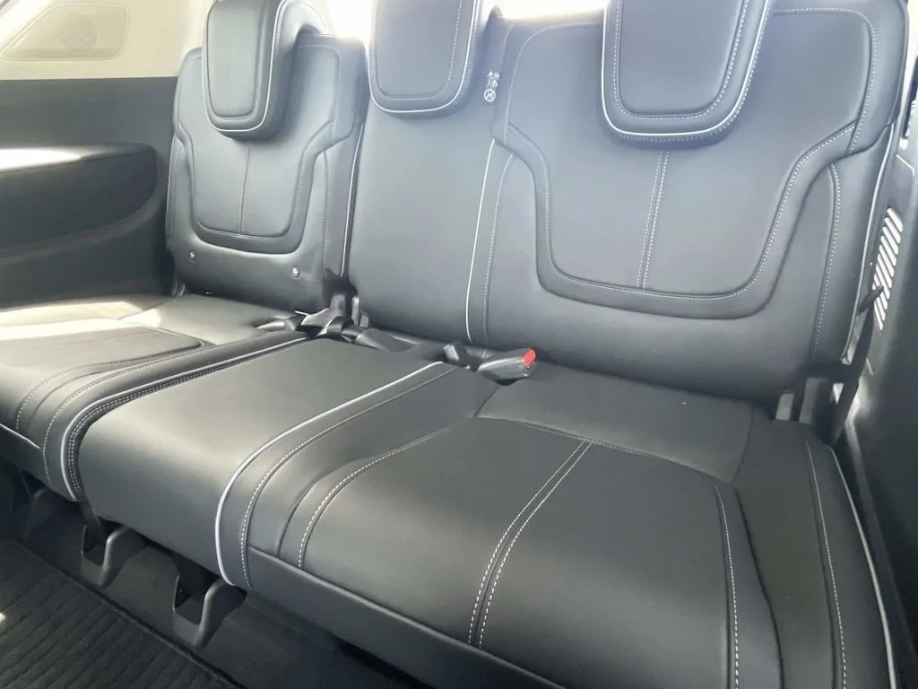 Used 2025 Black INFINITI SENSORY image 11