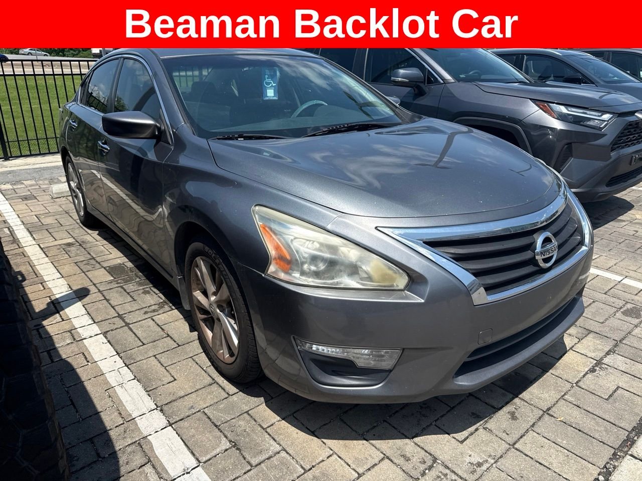 Used 2014 Nissan Altima SV with VIN 1N4AL3AP2EC112335 for sale in Nashville, TN