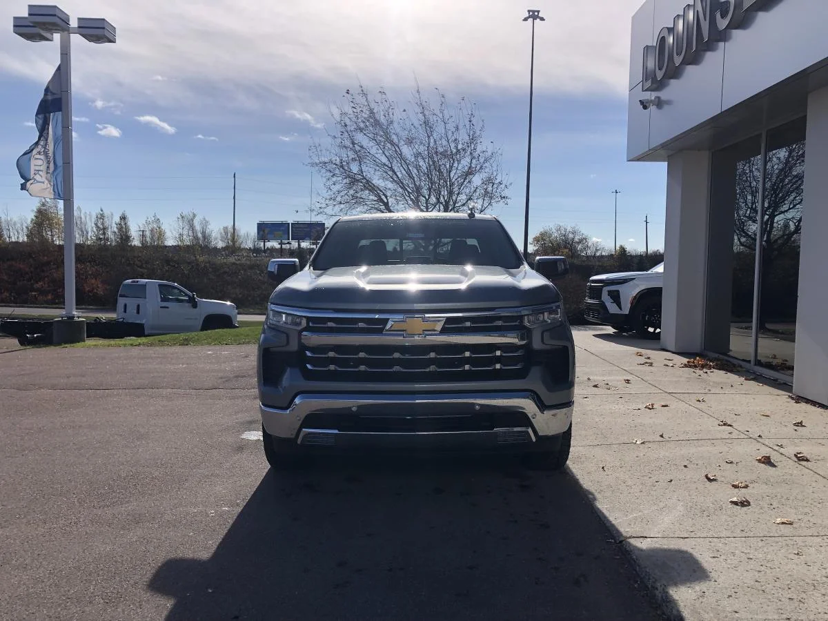 Used 2026 Grey Chevrolet 4WD Crew Cab 147" LTZ image 3