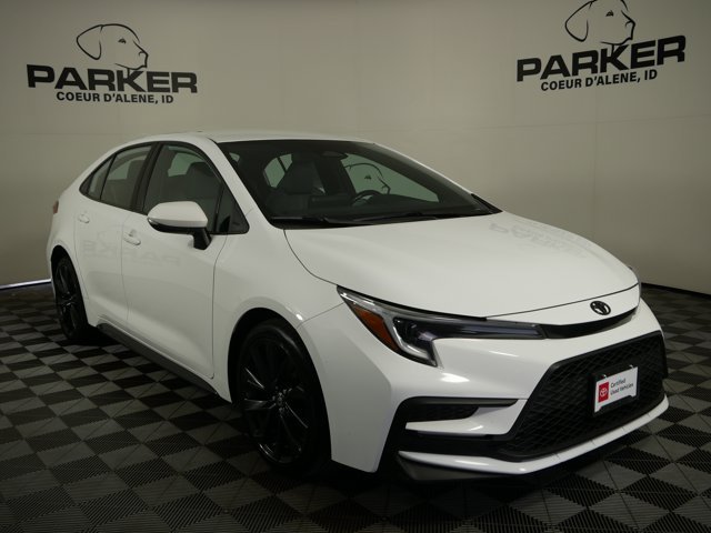 Certified Used 2023 Ice Cap Toyota SE image 4