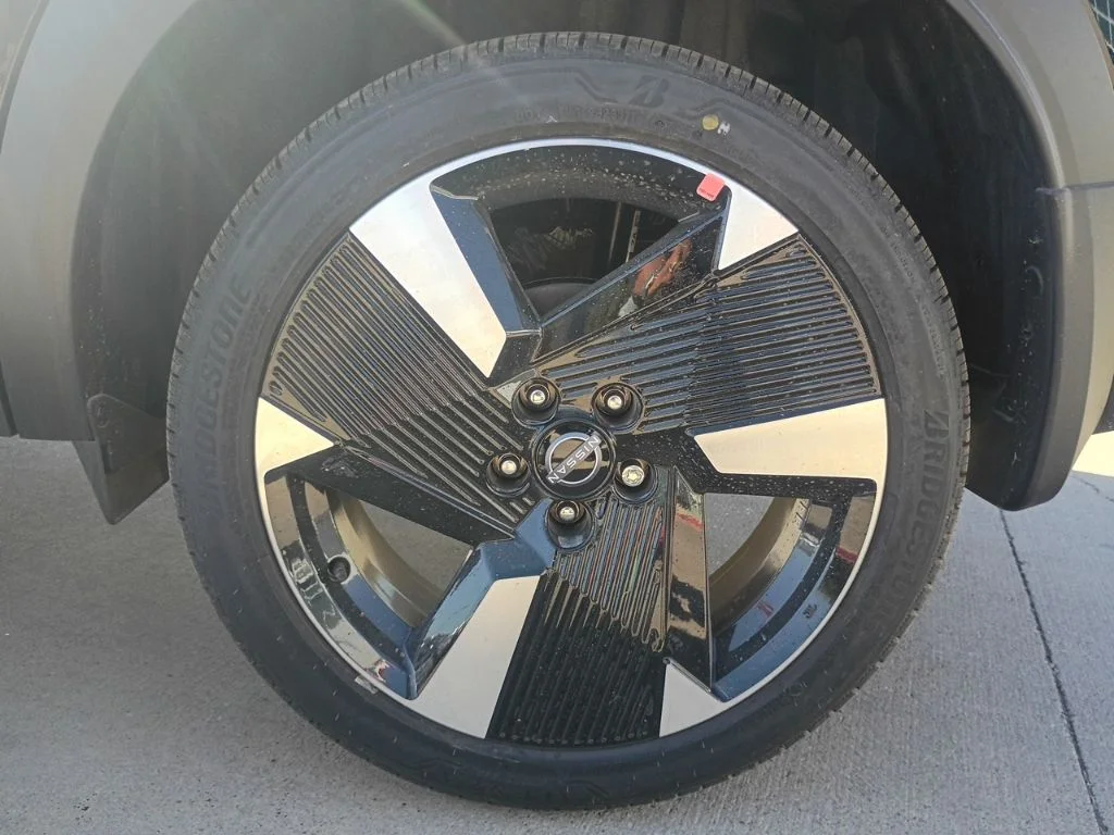 New 2026 Super Black Nissan SR image 29