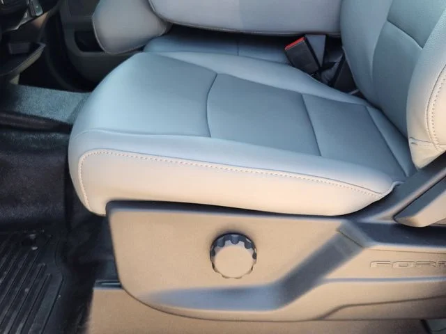 New 2026 Oxford White Ford F-350® XL image 24